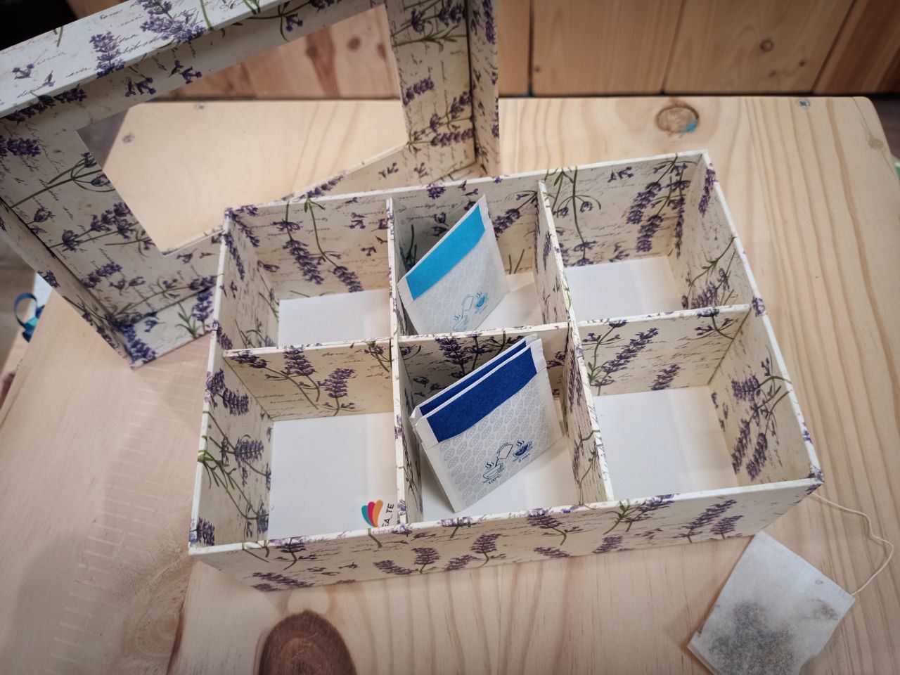 CAJA PARA TÉ